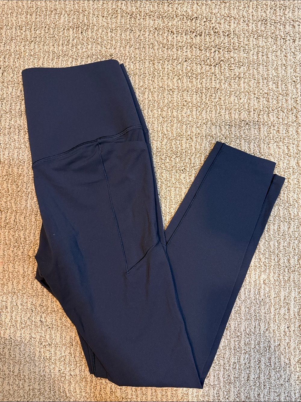 RHONE Defy Compression 7/8 Pocket Legging